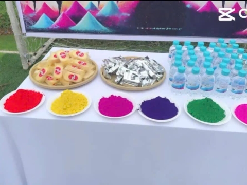 Tham gia Holi Festival 2025