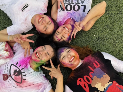 Tham gia Holi Festival 2025